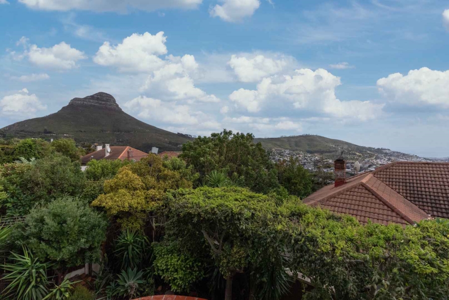 4 Bedroom Property for Sale in Oranjezicht Western Cape